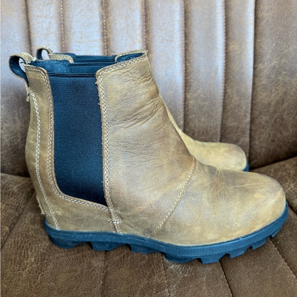 Sorel Wedge Boot - Size 8 - Picture 2 of 5